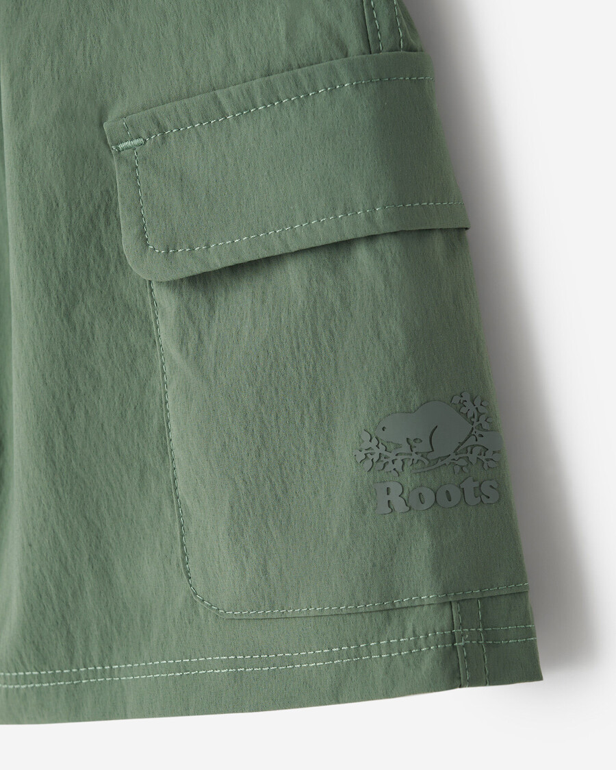 short cargo hybride pour tout-petit
