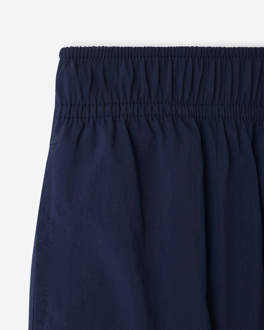 short cargo hybride pour tout-petit