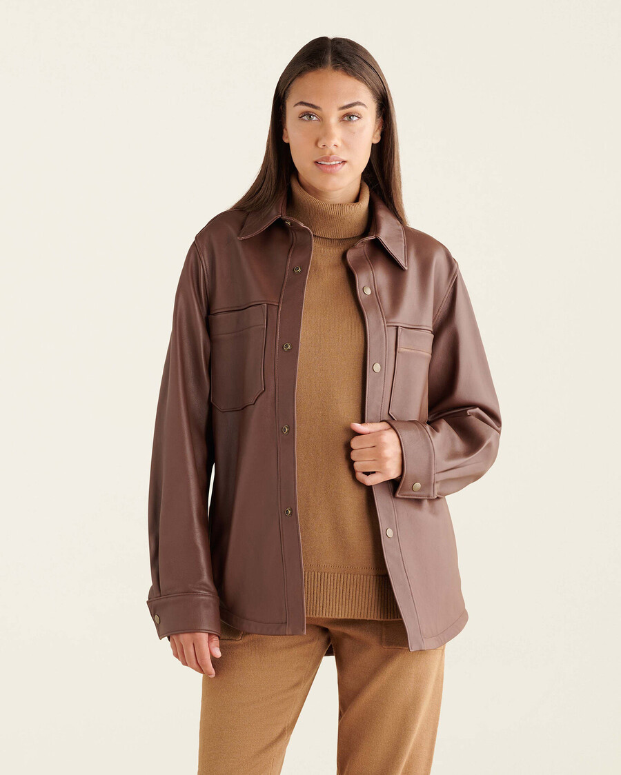 chemise en cuir encore