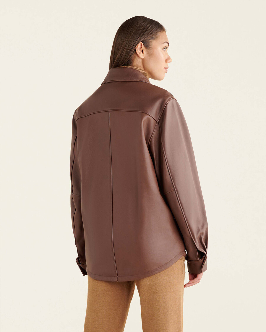 chemise en cuir encore
