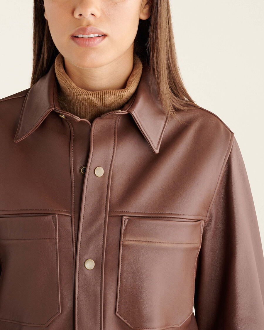chemise en cuir encore