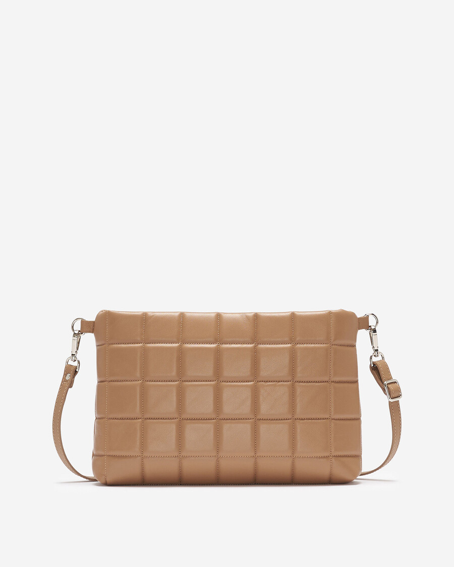 pochette carrée à bandoulière