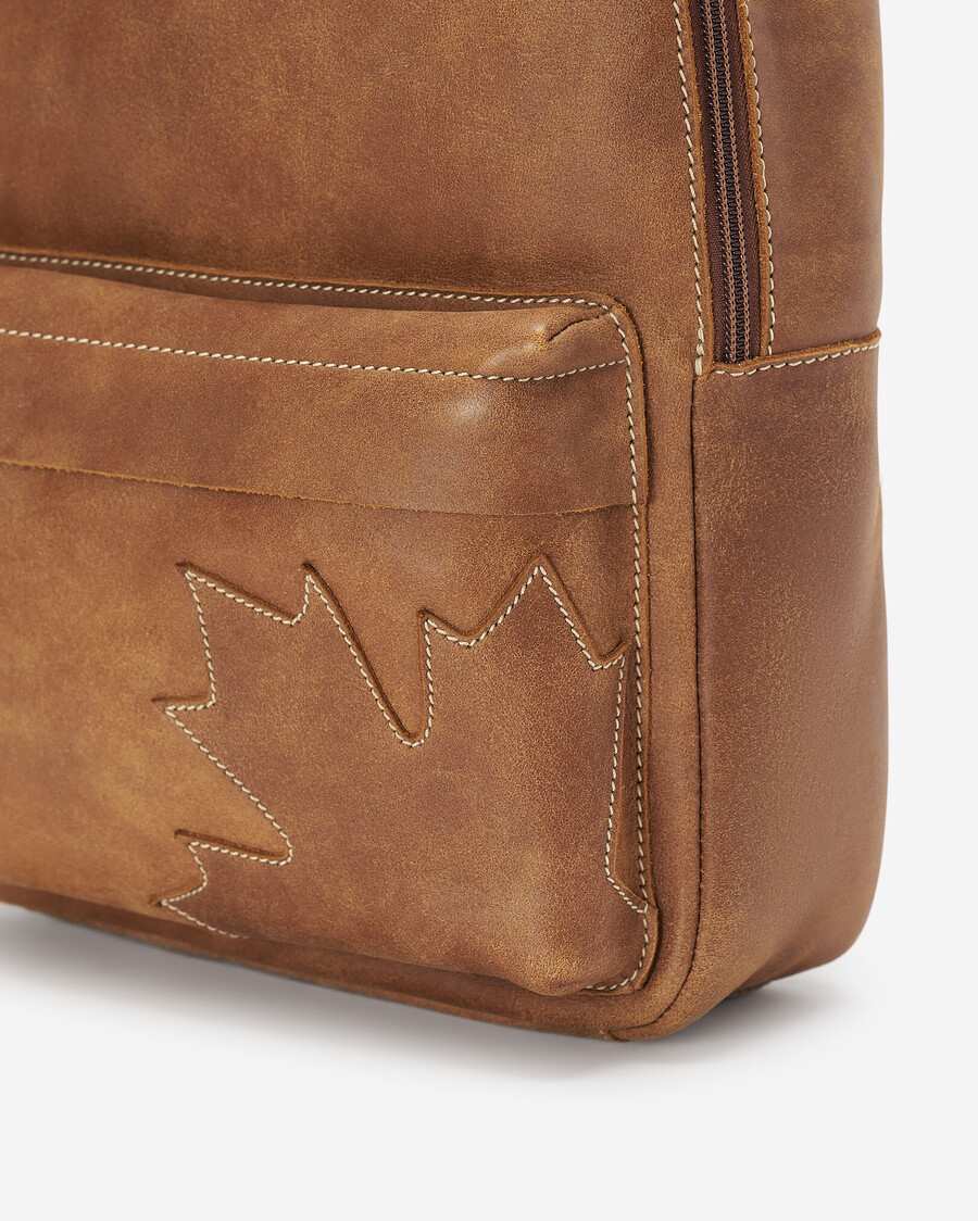 tribu des sacs à dos à feuilles dérable
