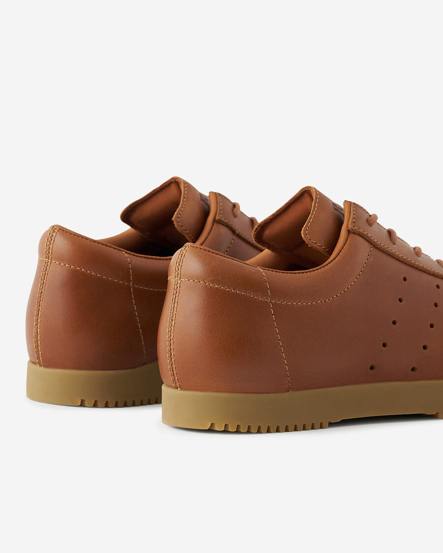 chaussure de sport root