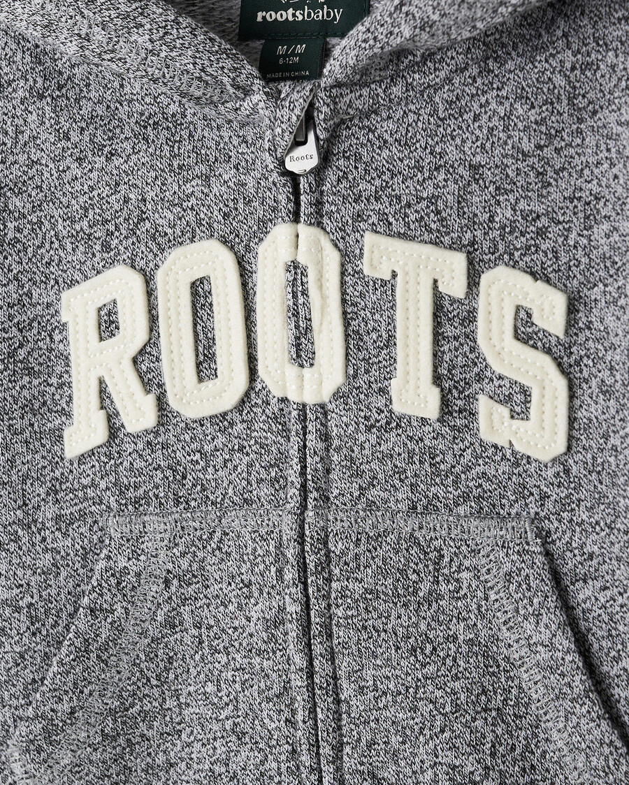 sweat à capuche zippé avec application baby roots