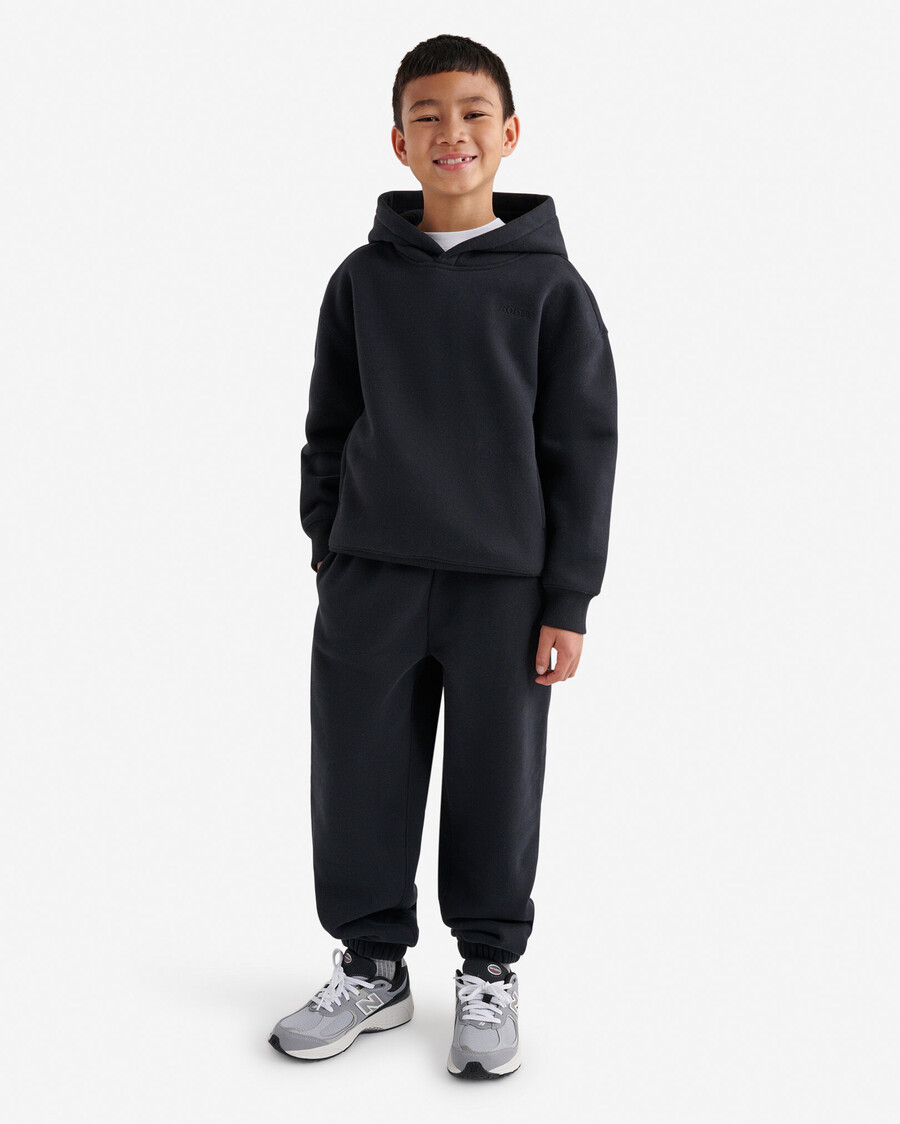 un sweat à capuche pour enfants